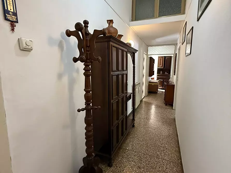 Immagine 12 di Trilocale in vendita  in VIA ANTONIO GRAMSCI 70 a Anzio