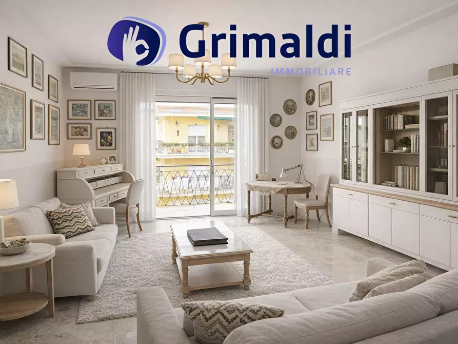 Immagine 6 di Quadrilocale in vendita  a Napoli