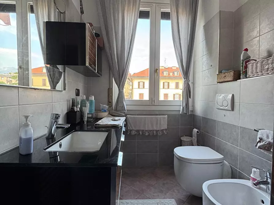 Immagine 11 di Quadrilocale in affitto  in Viale Varese 81 a Como