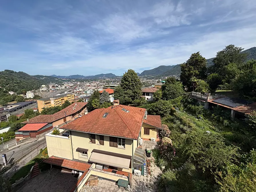 Immagine 4 di Trilocale in affitto  in Via Pio XI 87 a Como