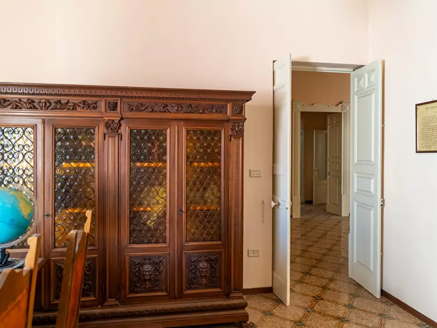 Immagine 53 di Palazzo in vendita  in Via Giacomo Matteotti a Nardo'