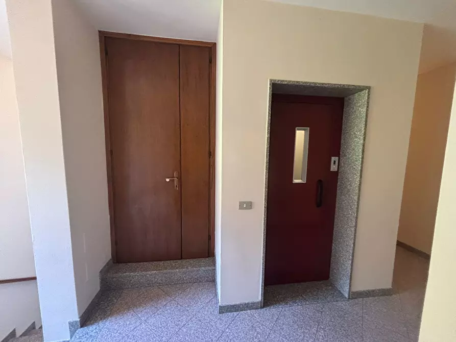 Immagine 24 di Appartamento in vendita  in Frazione Calozzo 128 a Pianello Del Lario