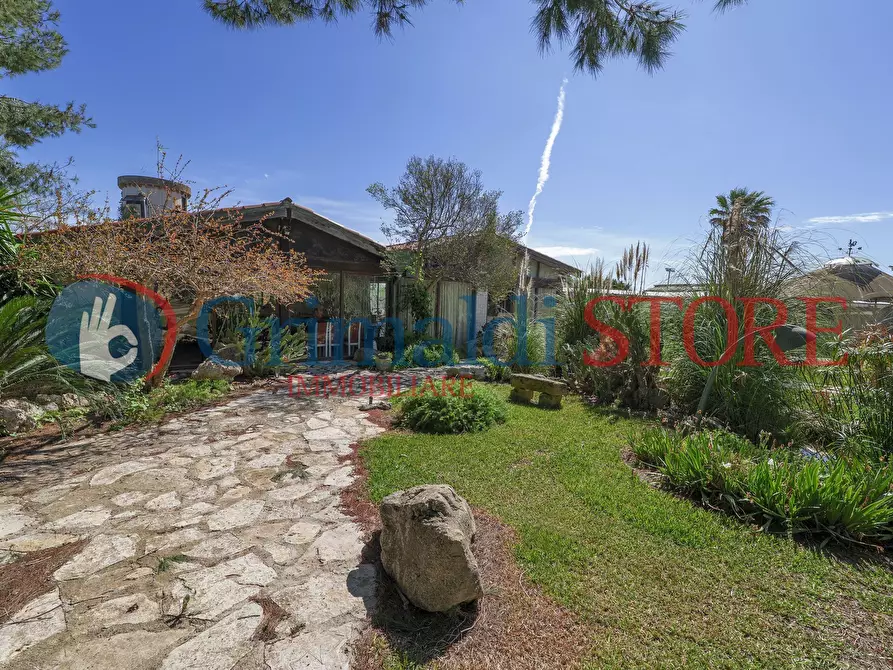 Immagine 28 di Casa indipendente in vendita  in C.S. Lu Monte 1 a Lizzanello