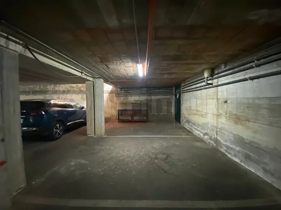 Immagine 18 di Trilocale in vendita  a Giugliano In Campania