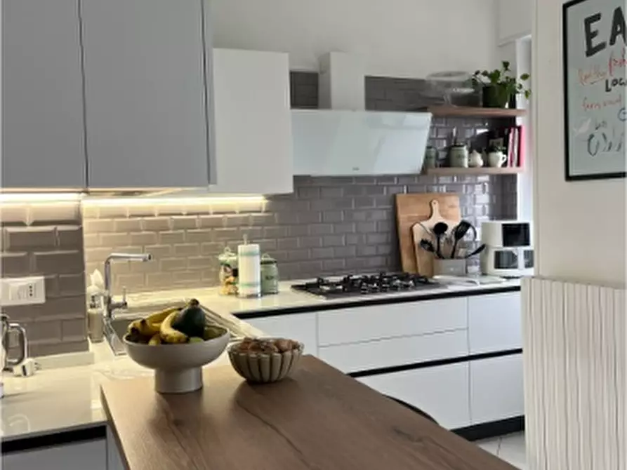 Immagine 6 di Trilocale in vendita  in Via Pasquale Micelli 7 a Lecce