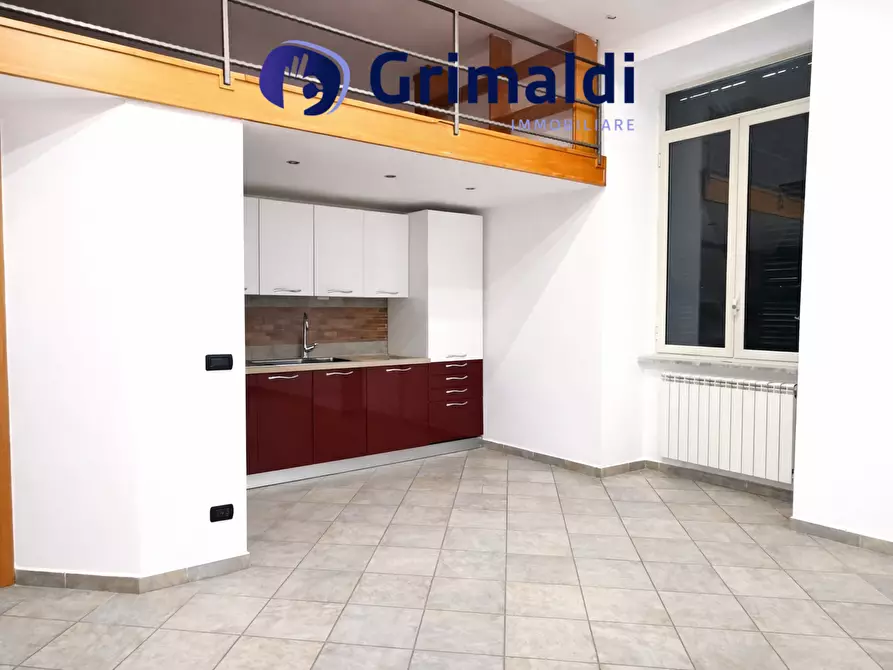 Immagine 2 di Bilocale in vendita  in Via Dante Alighieri a Pozzuoli