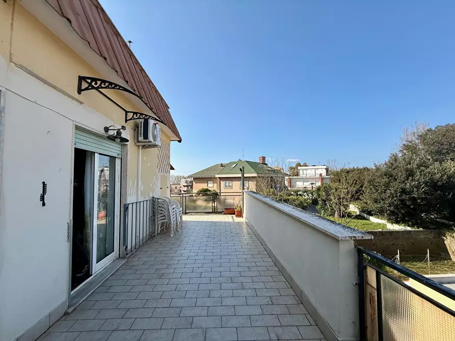 Immagine 2 di Trilocale in vendita  in Via dei Volsci 3 a Anzio