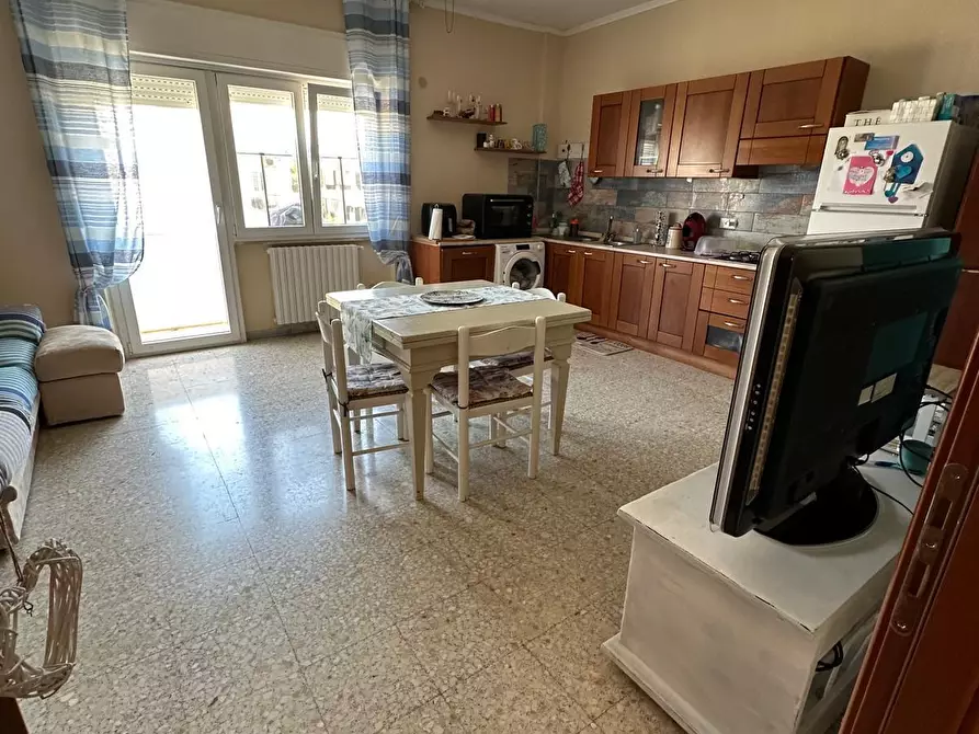 Immagine 3 di Quadrilocale in affitto  in Via Lombardia 38 a Anzio