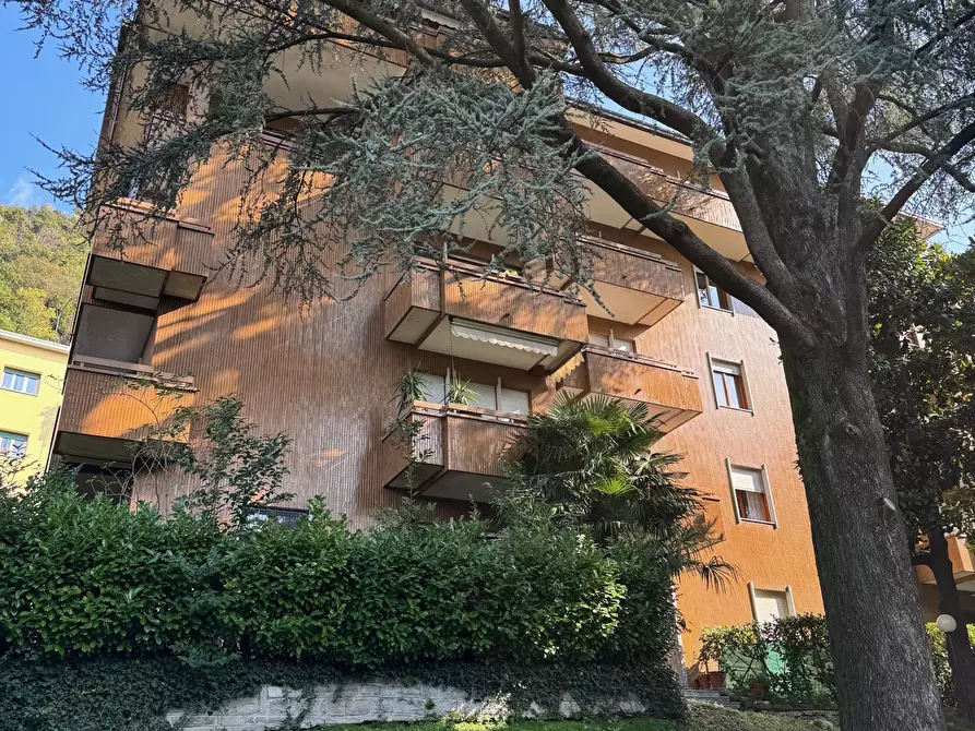 Immagine 4 di Quadrilocale in affitto  in Via Enrico Musa 4 a Como