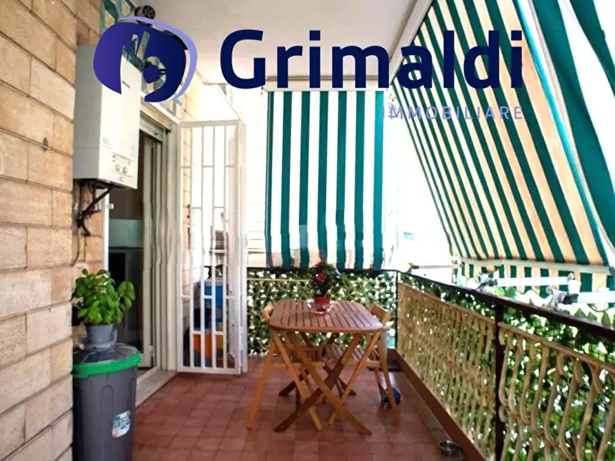 Immagine 4 di Trilocale in vendita  a Pozzuoli