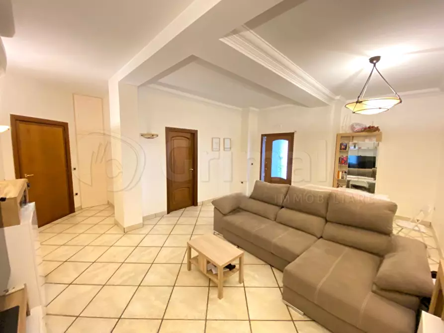 Immagine 1 di Trilocale in vendita  a Villaricca