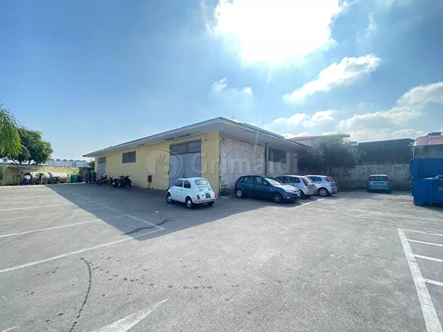 Immagine 6 di Capannone industriale in affitto  a Mugnano Di Napoli