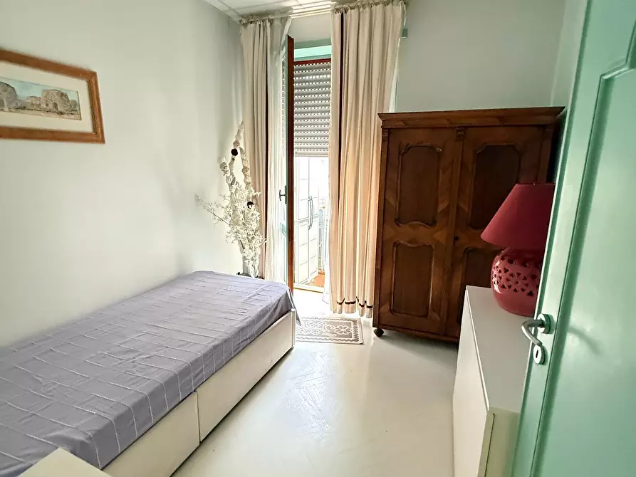 Immagine 11 di Attico in vendita  in Via Cavour 56 a Lecce