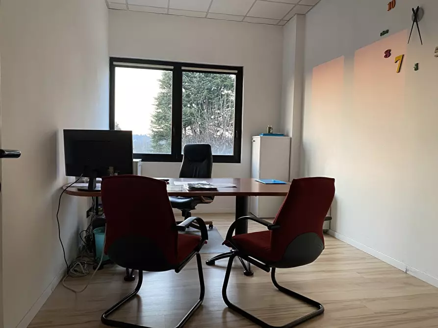 Immagine 4 di Ufficio in vendita  in Via Plinio 1 a Grandate