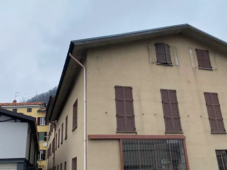 Immagine 20 di Casa indipendente in vendita  a Como