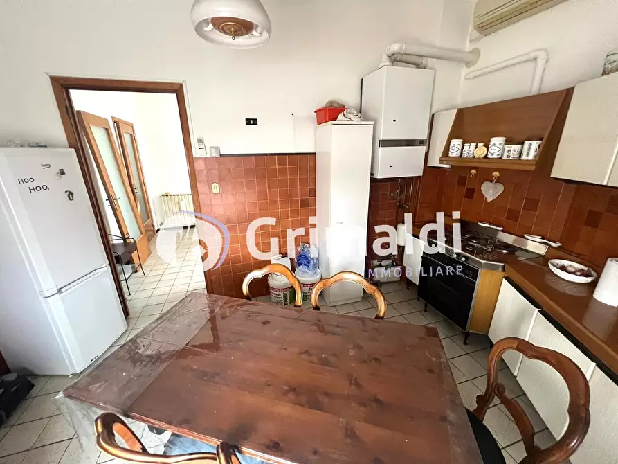 Immagine 13 di Trilocale in vendita  in Via Alessandro di Gifflenga 7 a Vercelli