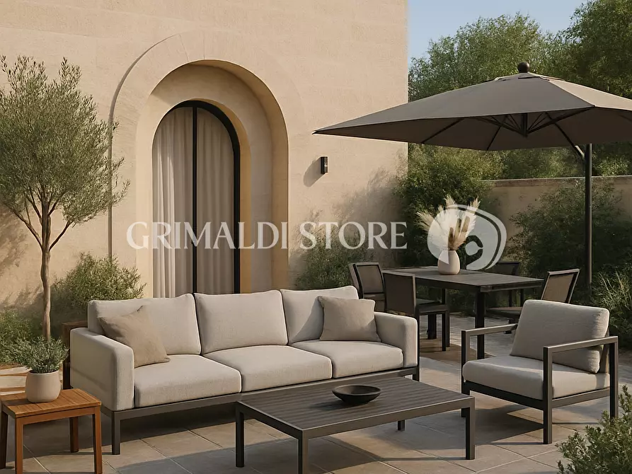 Immagine 3 di Casa indipendente in vendita  in Via Nuova 22 a Squinzano