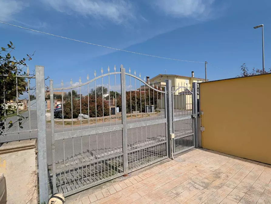 Immagine 35 di Casa indipendente in vendita  in Viale Roma 210 a Anzio