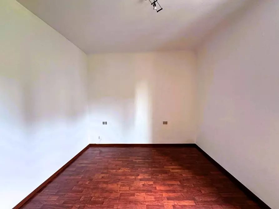 Immagine 33 di Trilocale in affitto  in Corso Lodi 90 a Milano