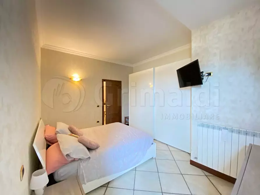 Immagine 12 di Trilocale in vendita  a Villaricca