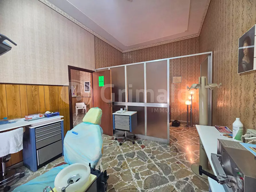 Immagine 13 di Casa indipendente in vendita  a Avola