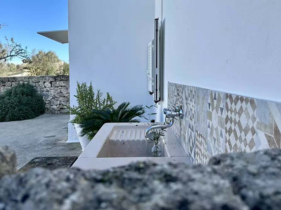 Immagine 17 di Villa in vendita  in Contrada Montestazzo 1 a Carovigno