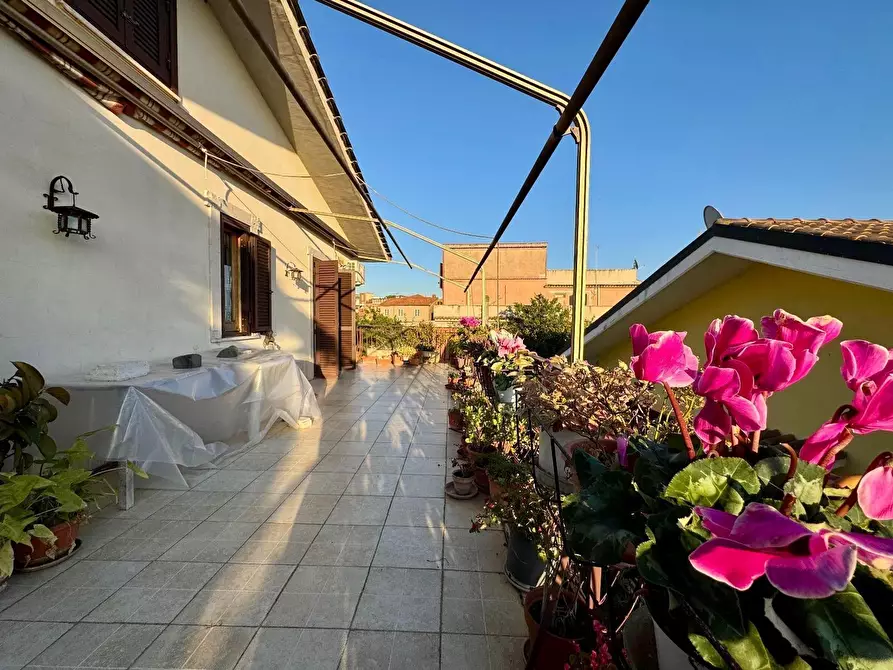 Immagine 9 di Quadrilocale in vendita  in Via Eugenio Curiel 25 a Marino