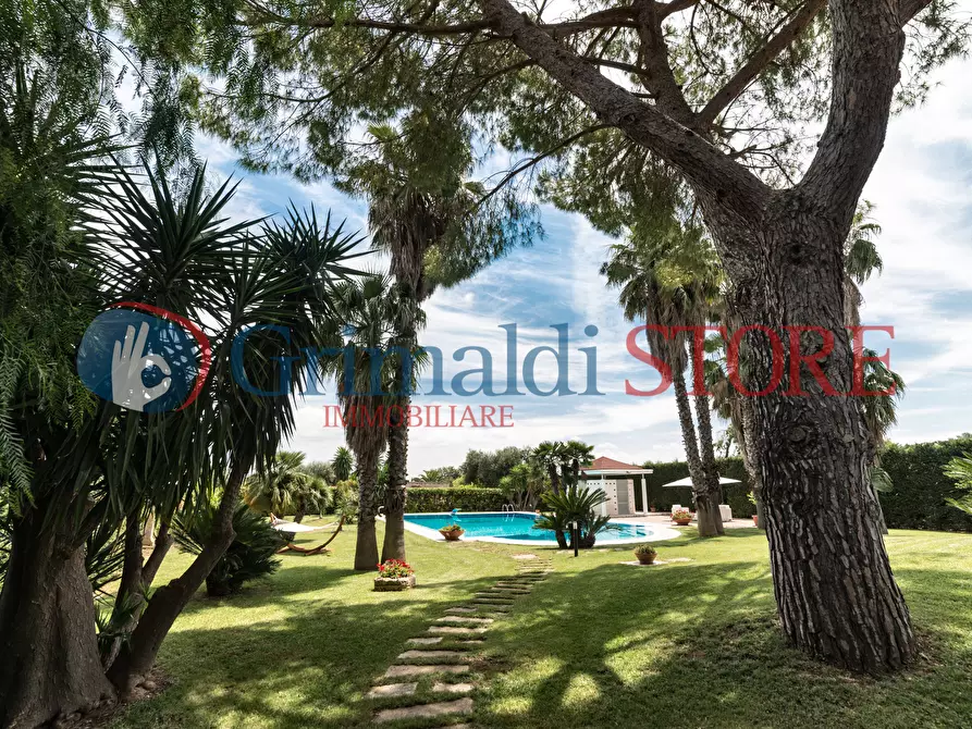 Immagine 77 di Villa in vendita  a Grottaglie