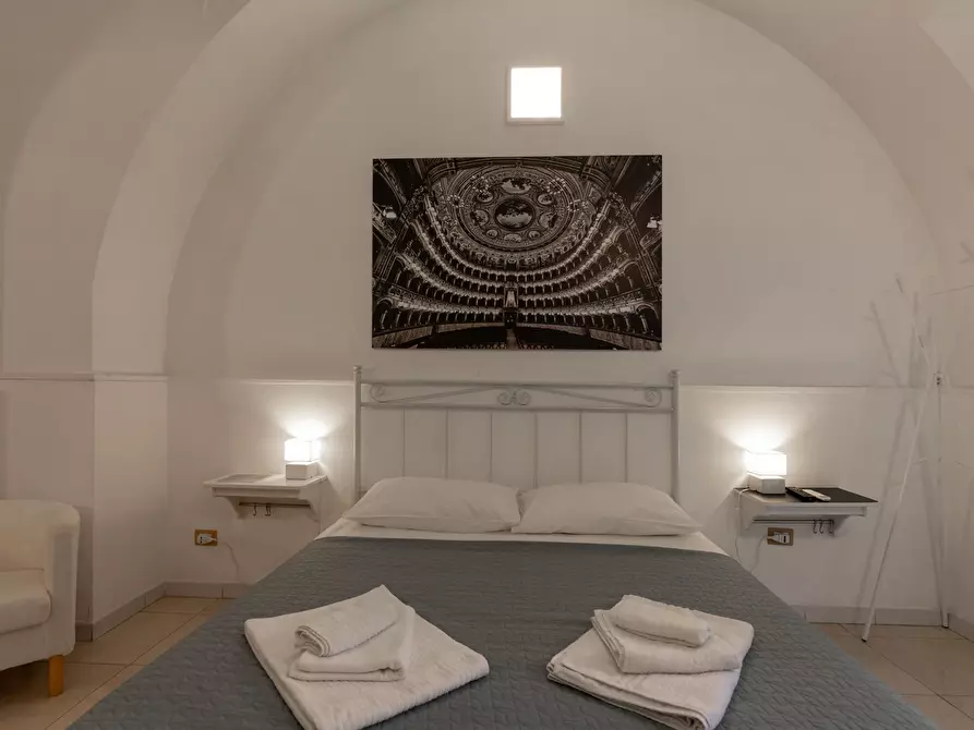 Immagine 2 di Appartamento in vendita  in Largo del Vespri 7 a Catania
