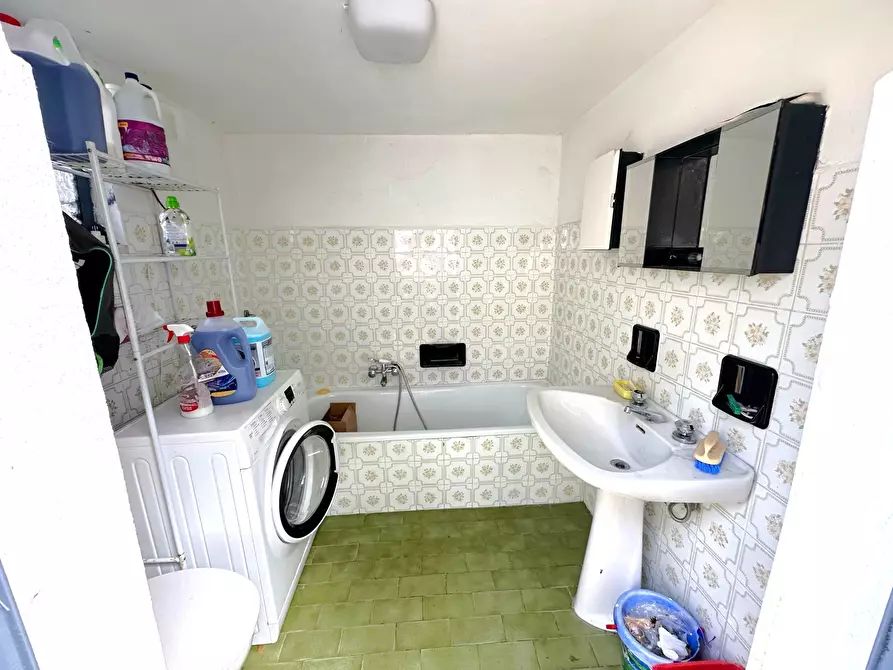 Immagine 25 di Villetta a schiera in vendita  in vicolo Borgo 15 a Camino