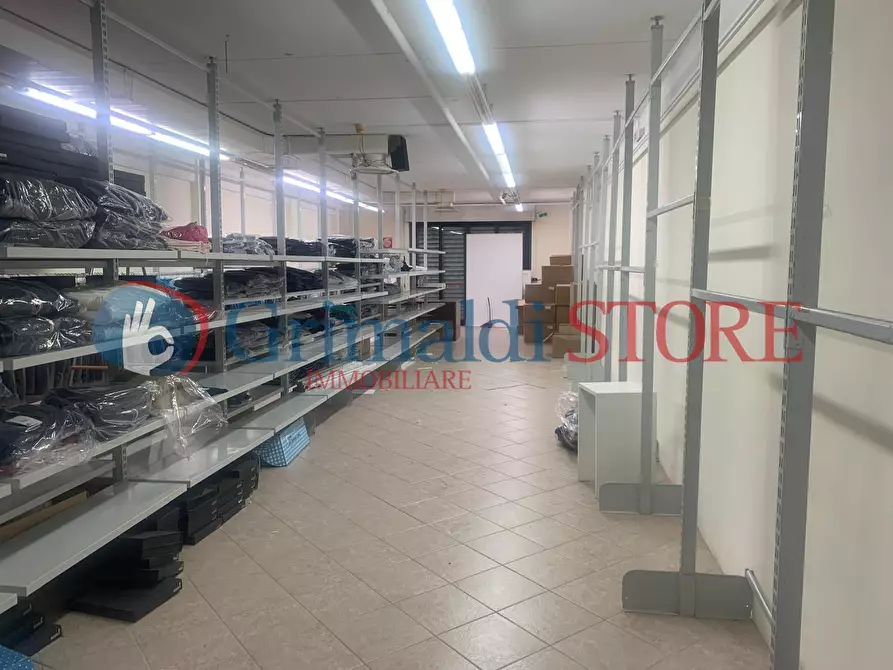 Immagine 21 di Locale commerciale in vendita  in Via Pacinotti 19 a Campi Salentina