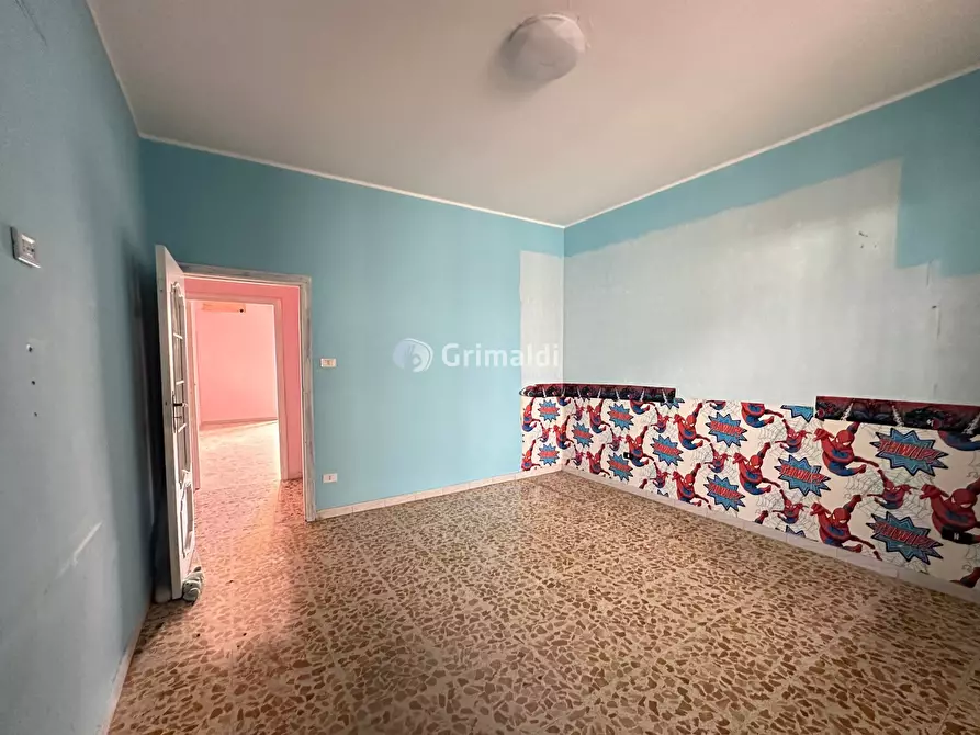 Immagine 7 di Trilocale in vendita  in Via Nazionale delle Puglie 27 a Casalnuovo Di Napoli