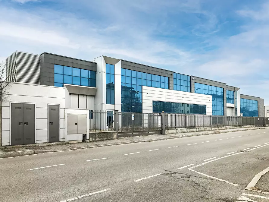 Immagine 1 di Capannone industriale in vendita  in Via Papa Pio X 66 a Mariano Comense