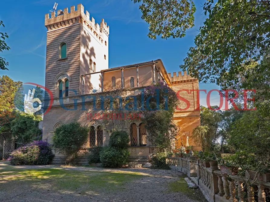 Immagine 1 di Villa in vendita  in Via San Fili 110 a Monteroni Di Lecce