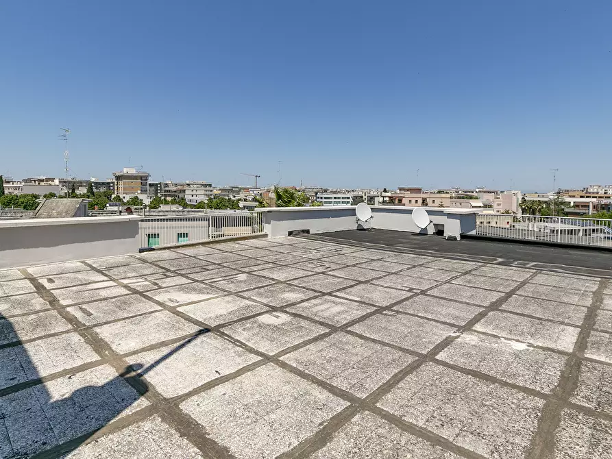 Immagine 56 di Quadrilocale in vendita  in Via Regina Elena 23 a Lecce