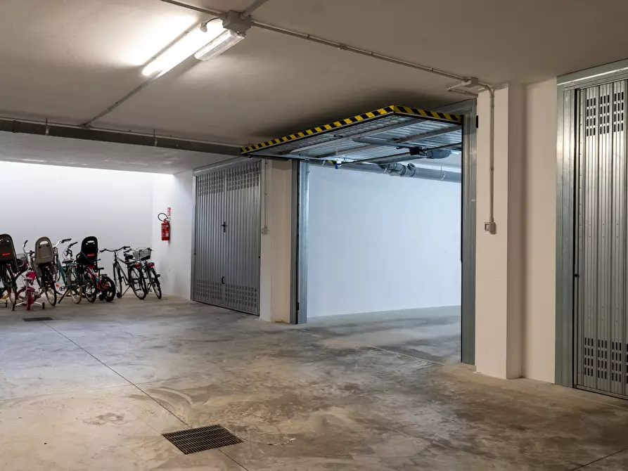 Immagine 55 di Bilocale in vendita  in Via Oronzo de Donno 5 a Lecce