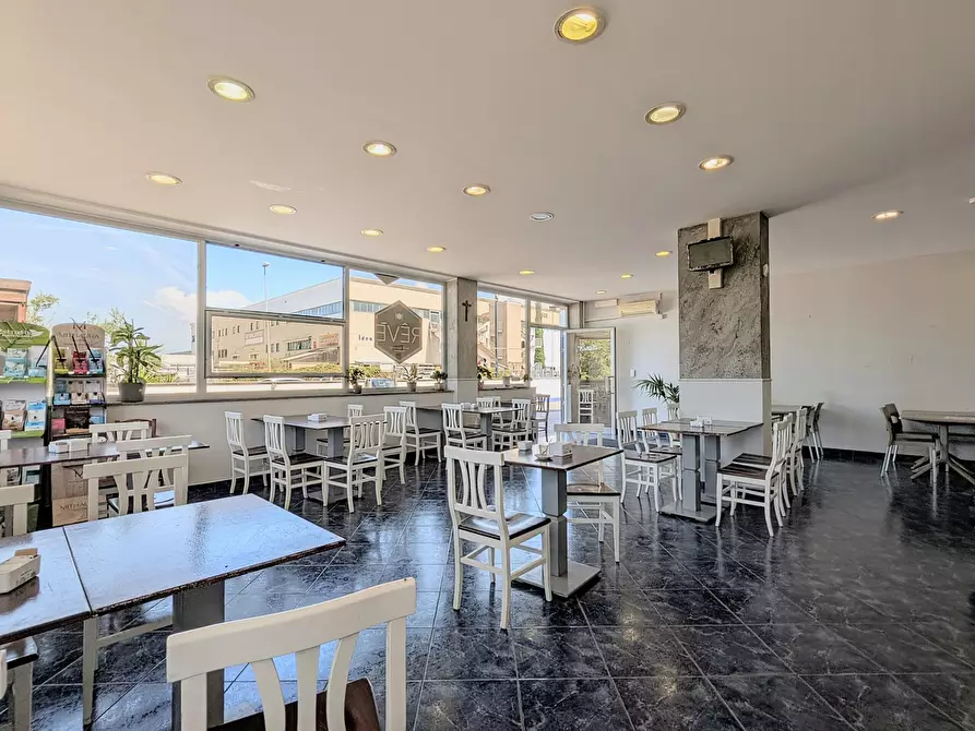 Immagine 9 di Bar / Ristorante in vendita  in Via Caprioli 2 a Nettuno