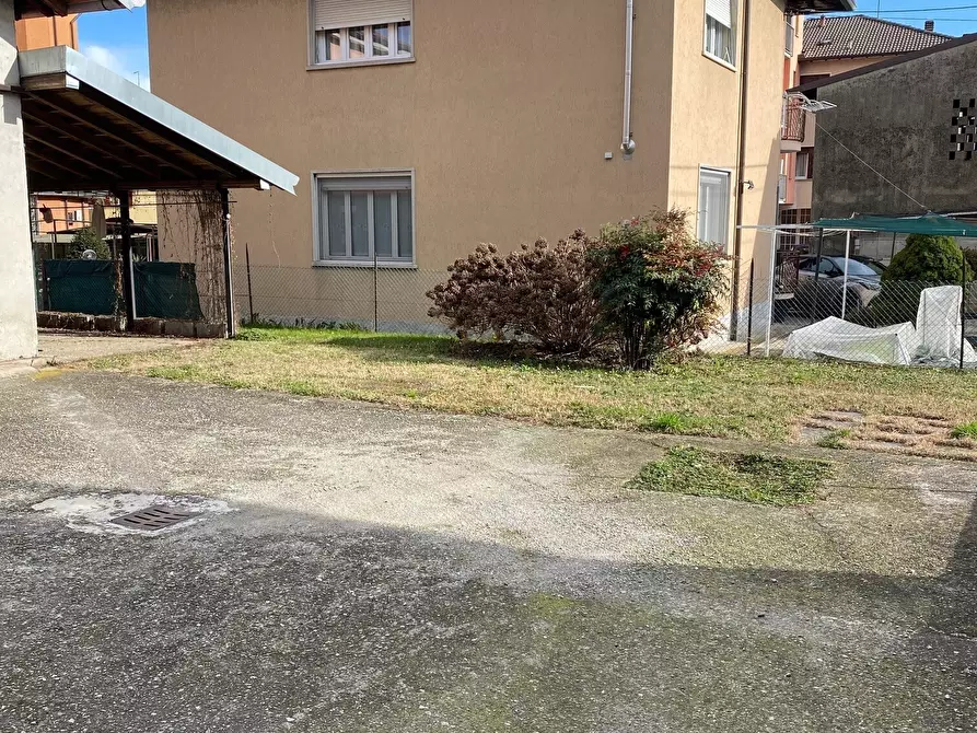 Immagine 6 di Casa indipendente in vendita  a Cantù