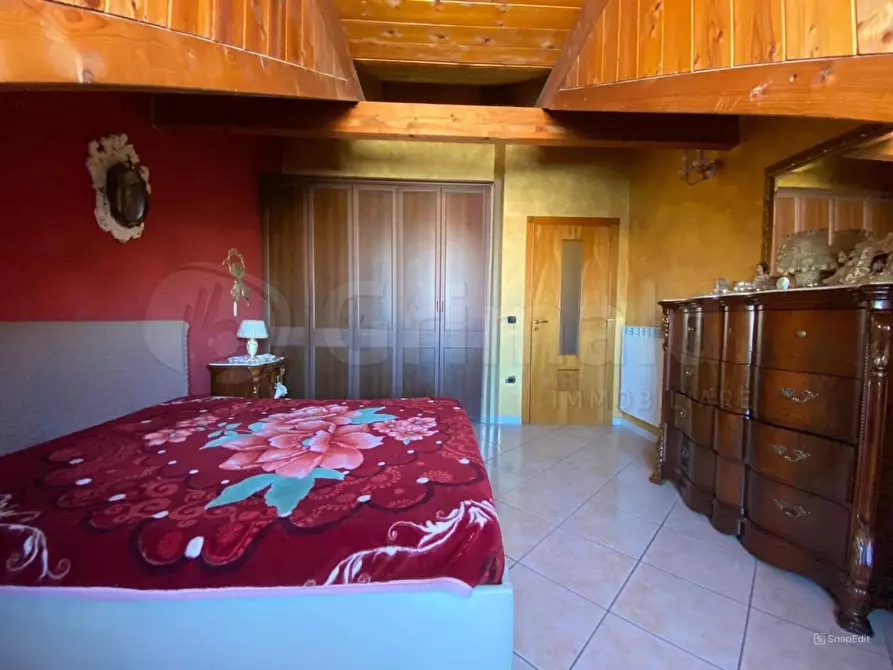 Immagine 7 di Trilocale in vendita  a Giugliano In Campania