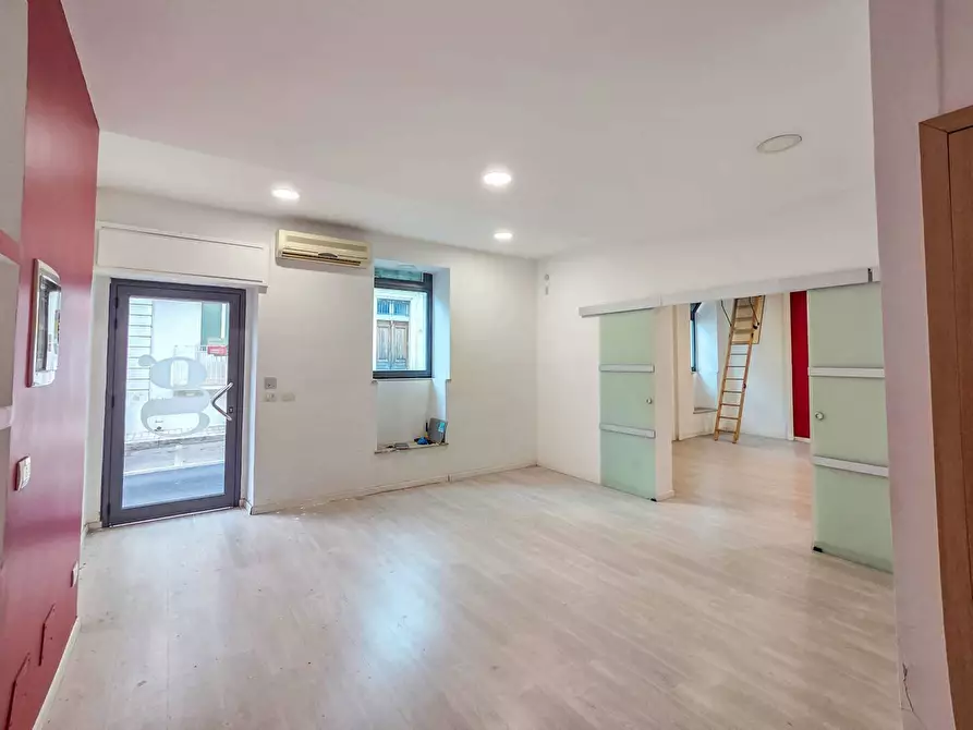 Immagine 9 di Casa indipendente in vendita  in VIA VENEZIA 21/23 a Avola