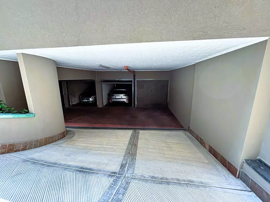 Immagine 5 di Garage in vendita  in Via Benedetto Marcello 5 a Milano