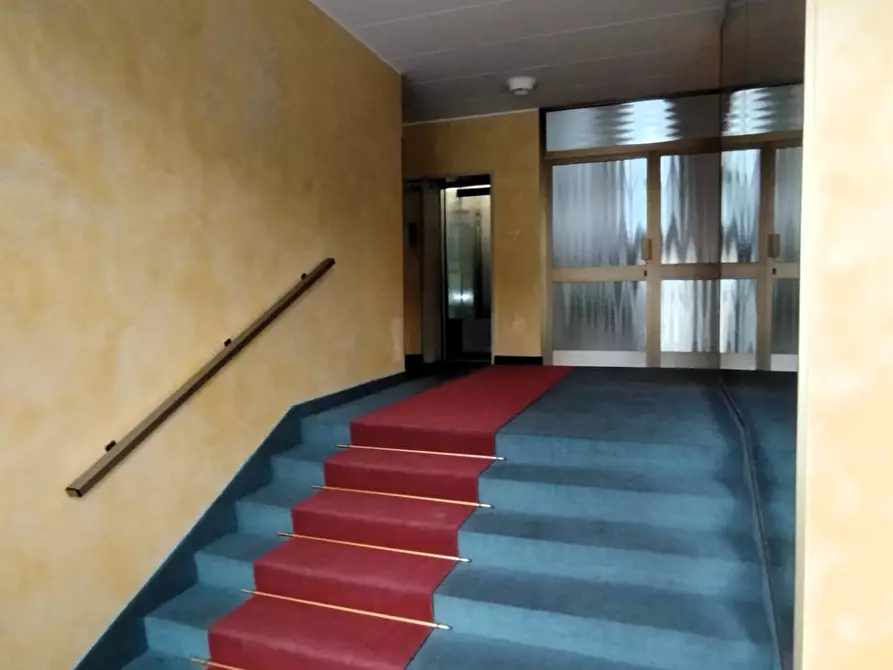 Immagine 34 di Trilocale in affitto  in Via Decembrio 25 a Milano