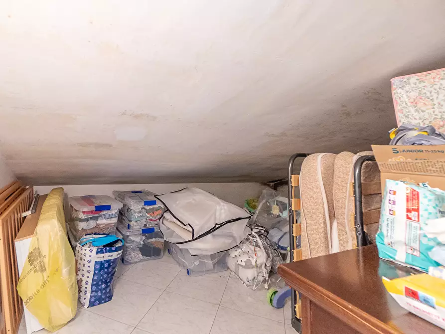 Immagine 97 di Villa in vendita  in Via Moricone a Albano Laziale