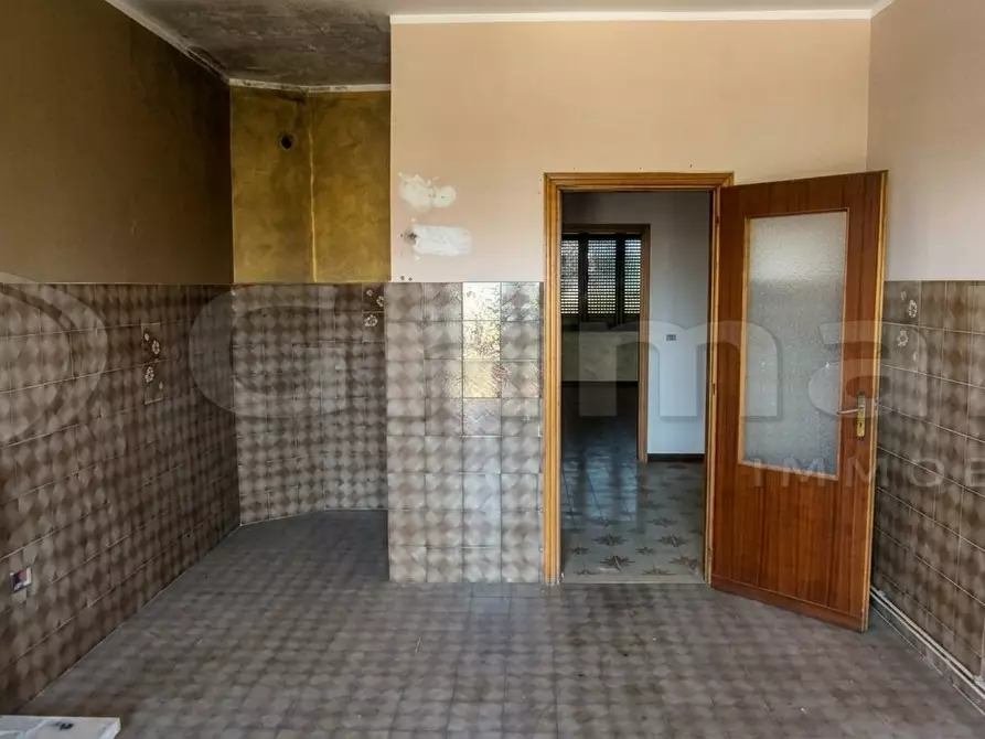 Immagine 24 di Palazzo in vendita  in Via Sferracavallo Snc a San Martino Valle Caudina
