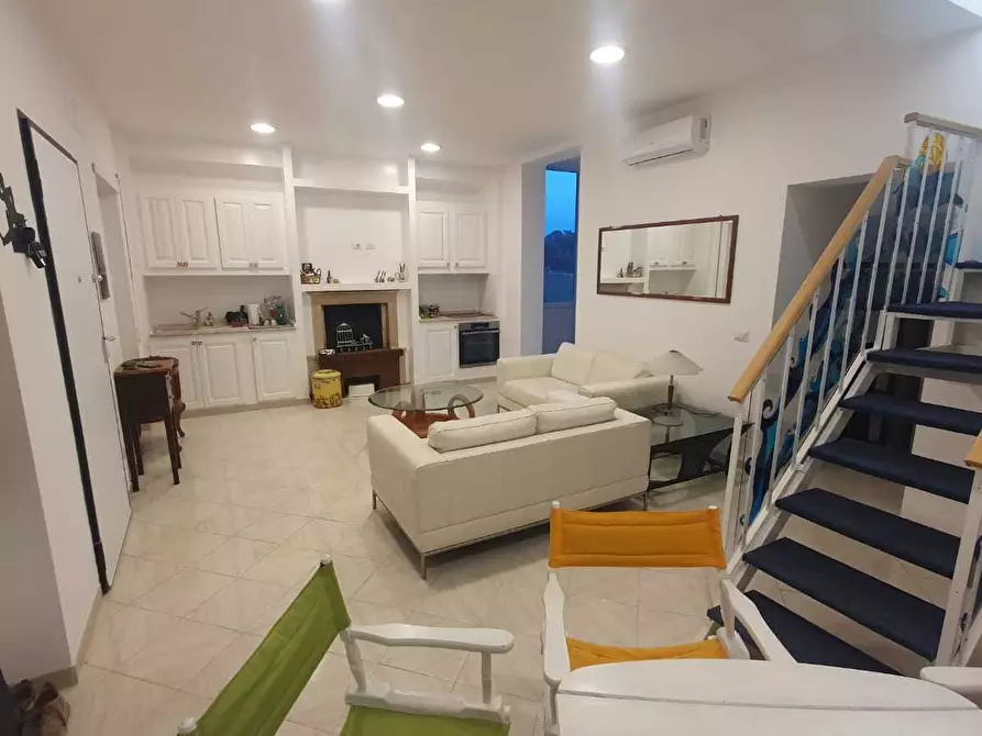 Immagine 7 di Casa trifamiliare in affitto  in Viale Grazia Fiorita 56 a Anzio