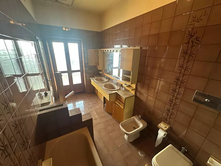 Immagine 9 di Casa bifamiliare in vendita  in Via Guglielmo Marconi 29 a Prarolo