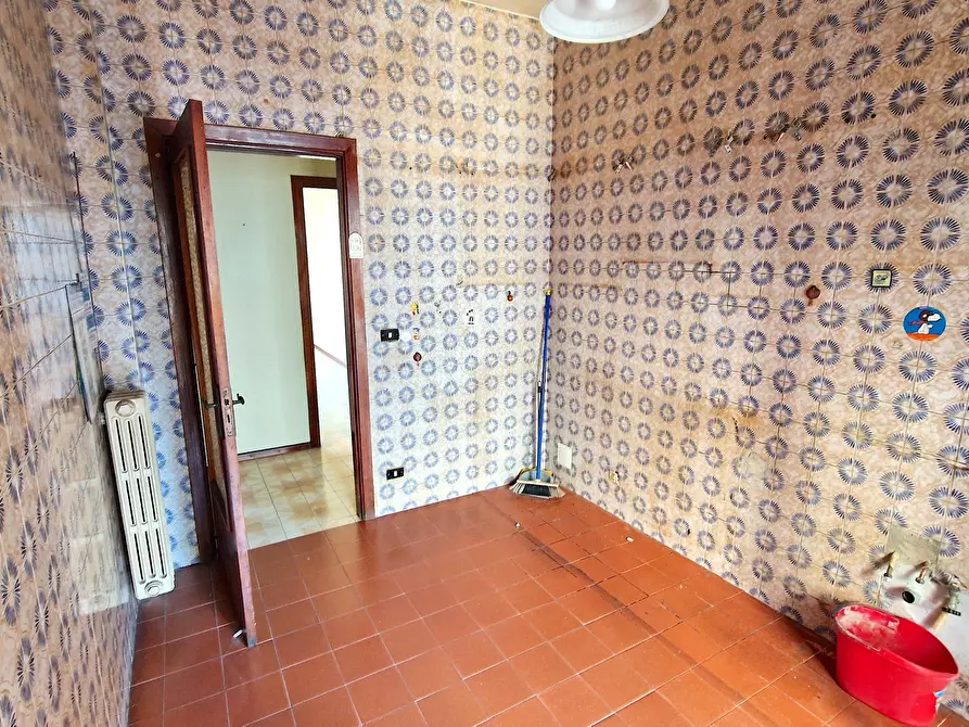 Immagine 21 di Quadrilocale in vendita  in Via Dei Due Principati 216 a Avellino