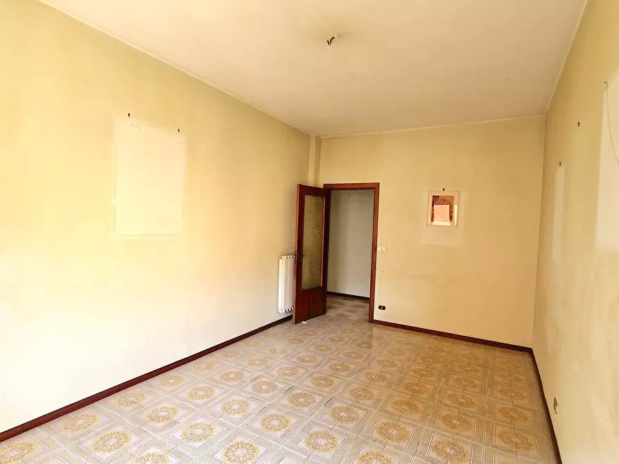 Immagine 19 di Quadrilocale in vendita  in Via Dei Due Principati 216 a Avellino