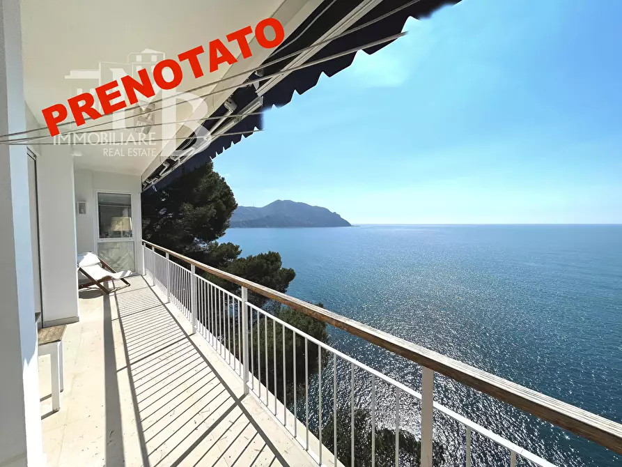 Immagine 1 di Attico in vendita  in Via Alla Torre 2 a Sori