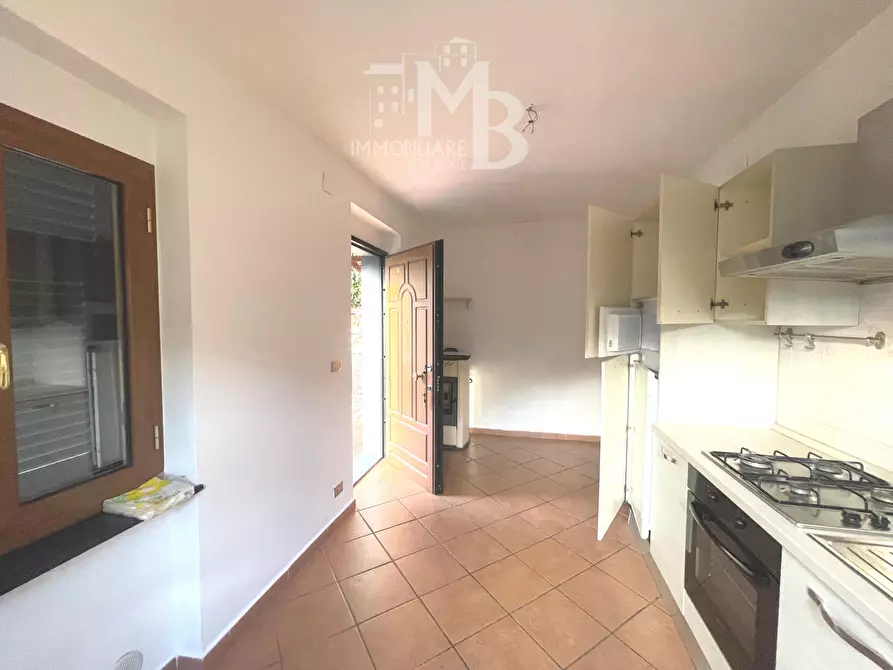 Immagine 17 di Bilocale in vendita  in Via del Camoglino 15 a Avegno